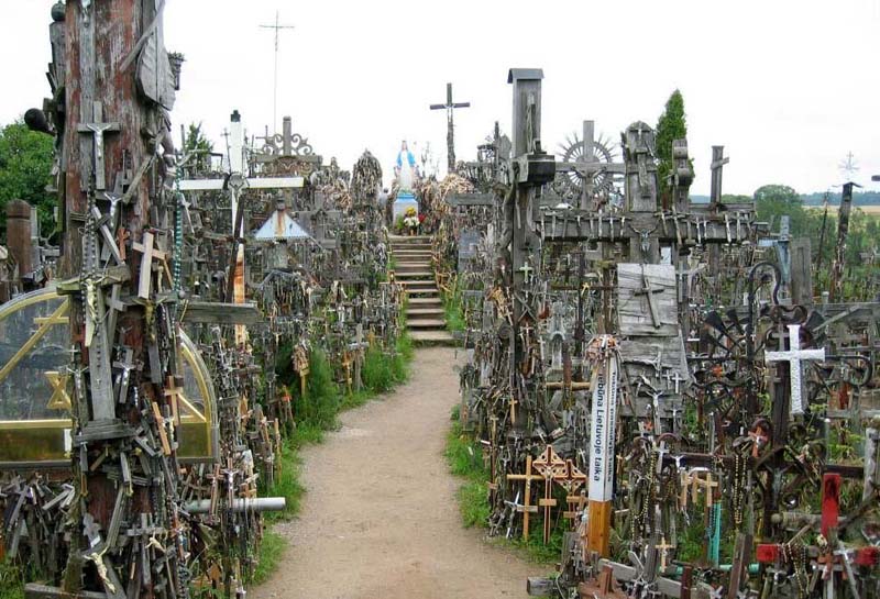 Lithuania off-road 4x4 route - Hill of Crosses